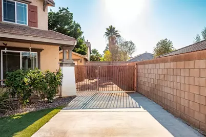 43635 Castle Circle, Lancaster, CA 93535 - Photo 7