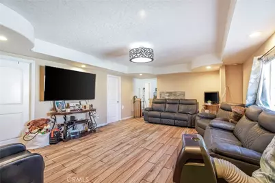 5307 5307 1/2 Compton Avenue, Los Angeles, CA 90011 - Photo 5