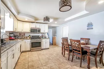 5307 5307 1/2 Compton Avenue, Los Angeles, CA 90011 - Photo 17