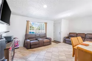 5307 5307 1/2 Compton Ave, Los Angeles, CA 90011 - Photo 27