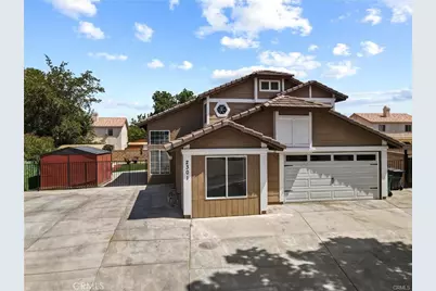 2301 Tucson, Lancaster, CA 93535 - Photo 1