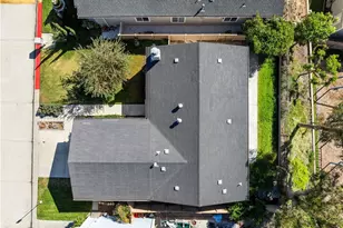 20066 Crestview, Canyon Country, CA 91351 - Photo 5