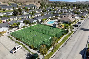 20066 Crestview, Canyon Country, CA 91351 - Photo 39