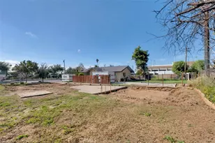 343 W Woodbury Rd, Altadena, CA 91001 - Photo 15