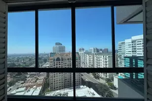 10490 Wilshire Blvd, Los Angeles, CA 90024 - Photo 25