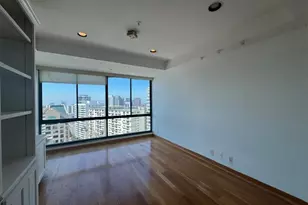 10490 Wilshire Blvd, Los Angeles, CA 90024 - Photo 35