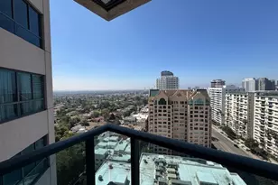 10490 Wilshire Blvd, Los Angeles, CA 90024 - Photo 13