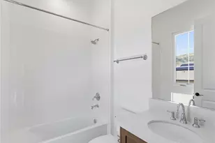 11850 Red Hawk Ln, Porter Ranch, CA 91326 - Photo 45
