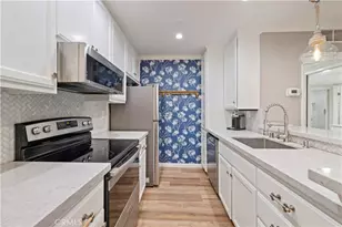 23515 Lyons, Valencia, CA 91355 - Photo 7