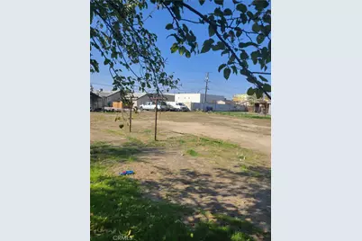 127 K Street, Bakersfield, CA 93304 - Photo 3