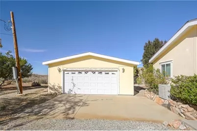 29520 Piani, Pearblossom, CA 93553 - Photo 3