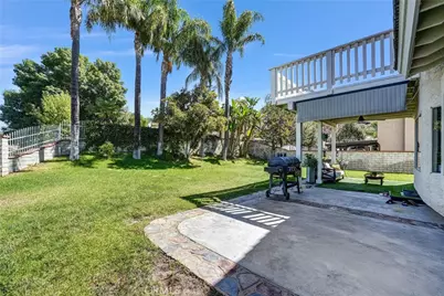 22411 Holly Court, Saugus, CA 91390 - Photo 31