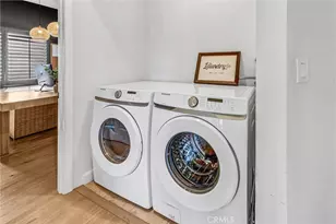 22411 Holly Ct, Saugus, CA 91390 - Photo 19