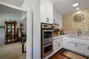 19211 Ave Of The Oaks, Newhall, CA 91321 - Photo 23