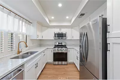 5070 Kester Avenue #12, Sherman Oaks, CA 91403 - Photo 11