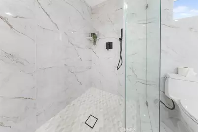 8369 Vine Valley Drive, Los Angeles, CA 91352 - Photo 37