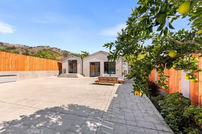 8369 Vine Valley Drive, Los Angeles, CA 91352 - Photo 59