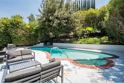 22218 San Miguel Street, Woodland Hills, CA 91364 - Photo 19