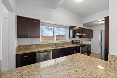 1004 W J14, Lancaster, CA 93554 - Photo 11