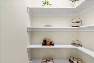 17446 Hatteras St, Encino, CA 91316 - Photo 43