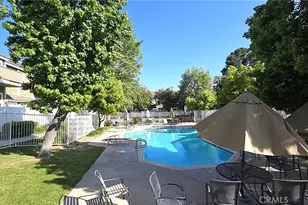 1921 Glenoaks Blvd, San Fernando, CA 91340 - Photo 41