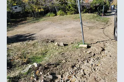 227 East End, Frazier Park, CA 93225 - Photo 3