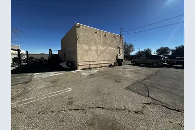 2939 Sierra, Rosamond, CA 93560 - Photo 9