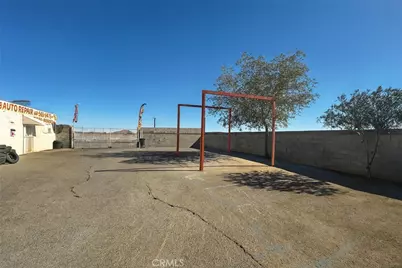 2939 Sierra, Rosamond, CA 93560 - Photo 7