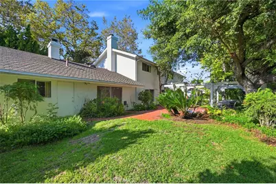 9830 Vanalden, Northridge, CA 91324 - Photo 49