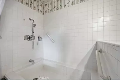 9830 Vanalden, Northridge, CA 91324 - Photo 37