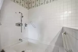 9830 Vanalden, Northridge, CA 91324 - Photo 37