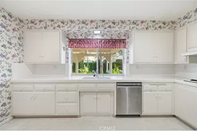 9830 Vanalden, Northridge, CA 91324 - Photo 13