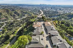 7027 Macapa, Hollywood Hills, CA 90068 - Photo 53