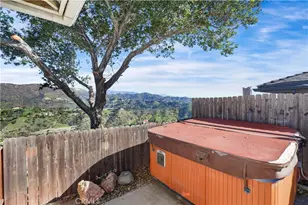 7027 Macapa, Hollywood Hills, CA 90068 - Photo 33