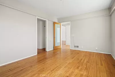 7027 Macapa, Hollywood Hills, CA 90068 - Photo 27