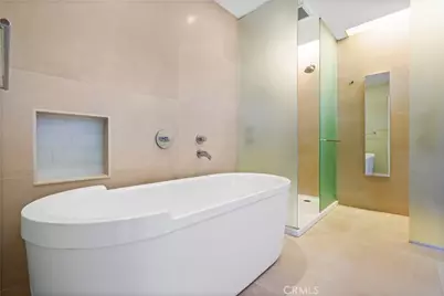 7027 Macapa, Hollywood Hills, CA 90068 - Photo 23