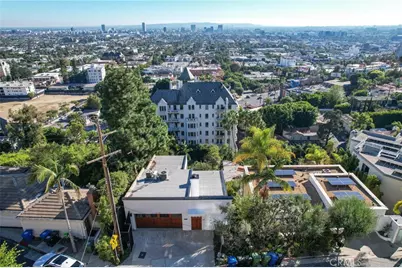 8246 Woodshill Trail, Los Angeles, CA 90069 - Photo 31
