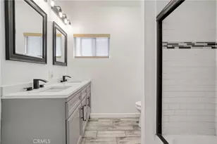 919 919 1/2 W 49th, Los Angeles, CA 90037 - Photo 7