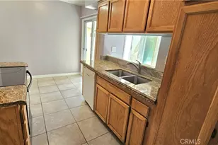 7641 Reseda Blvd, Reseda, CA 91335 - Photo 9