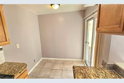 7641 Reseda Boulevard #87, Reseda, CA 91335 - Photo 11