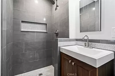 13197 Leach Street, Sylmar, CA 91342 - Photo 29