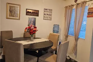 18307 Burbank Blvd, Tarzana, CA 91356 - Photo 15