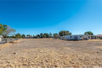 42106 22nd, Lancaster, CA 93536 - Photo 5