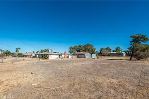 42106 22nd, Lancaster, CA 93536 - Photo 9