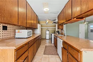 42106 22nd, Lancaster, CA 93536 - Photo 17