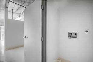 645 W 9th, Los Angeles, CA 90015 - Photo 7