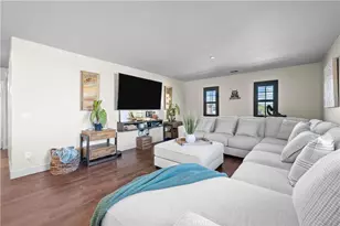 7925 Hemingway Ct, Fontana, CA 92336 - Photo 11