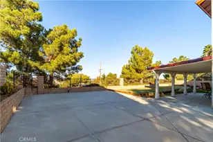 7273 Ojai Dr, Palmdale, CA 93551 - Photo 45