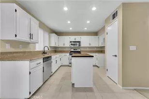 2136 Westpark Dr, Rosamond, CA 93560 - Photo 7