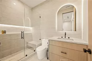 22924 Erwin St, Woodland Hills, CA 91367 - Photo 47